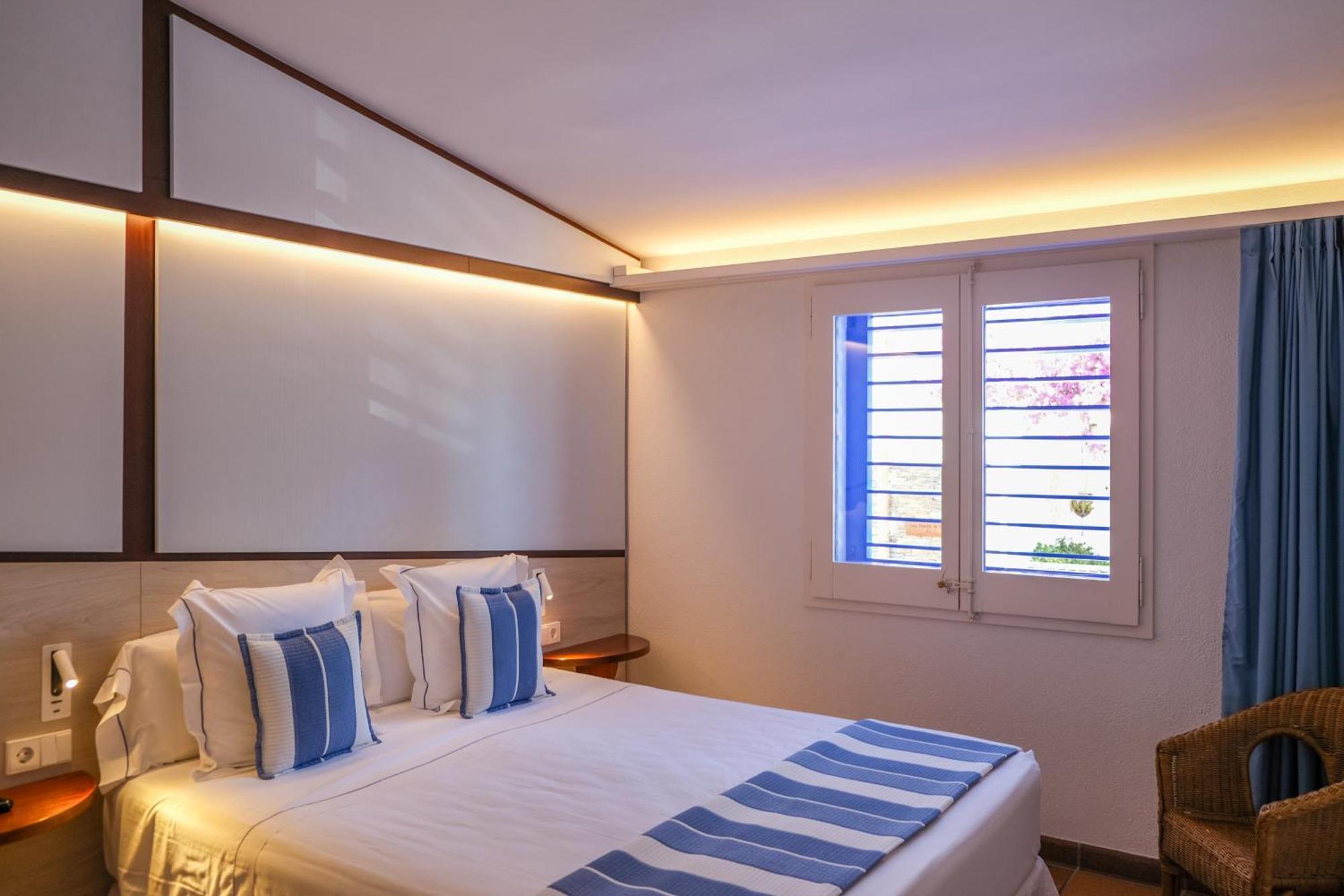 Hotel Blaumar Cadaques By Fimedhotels (Adults Only) Exterior photo
